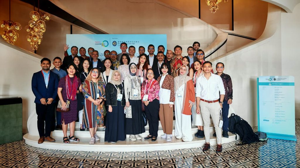 Quentino Junandar, representative of Angin Dampak Jaya, with Indonesia delegates at the AVPN Global Conference 2025 in Hong Kong.