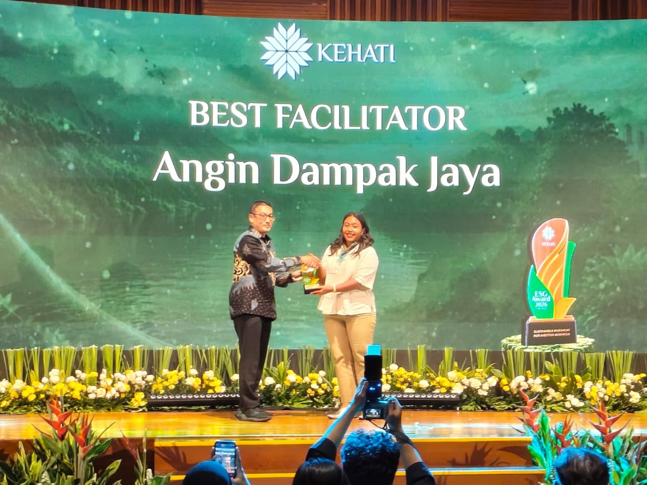 Read more about the article Angin Dampak Wins Best Facilitator of ESG Awards 2026 by KEHATI